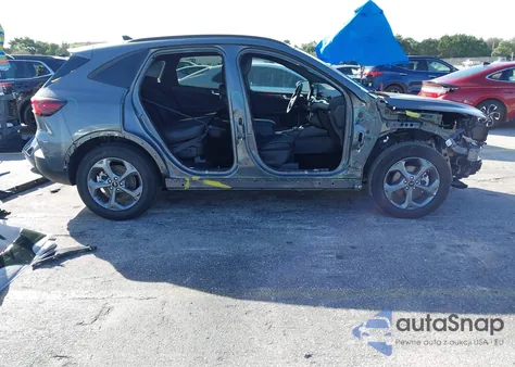 2025 Ford Escape St-Line from USA, damaged, VIN 1FMCU0MN7SUB33725